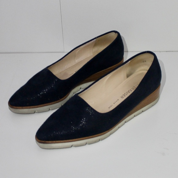 Shoes - Picture 4 of 5